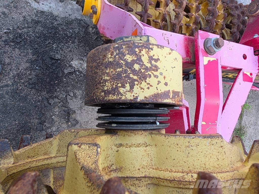 Väderstad ROLLEX 620 Jyrät