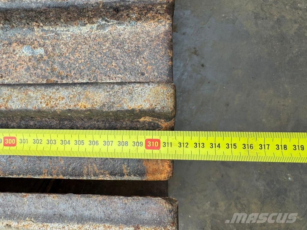 CAT 319DL Telakaivukoneet