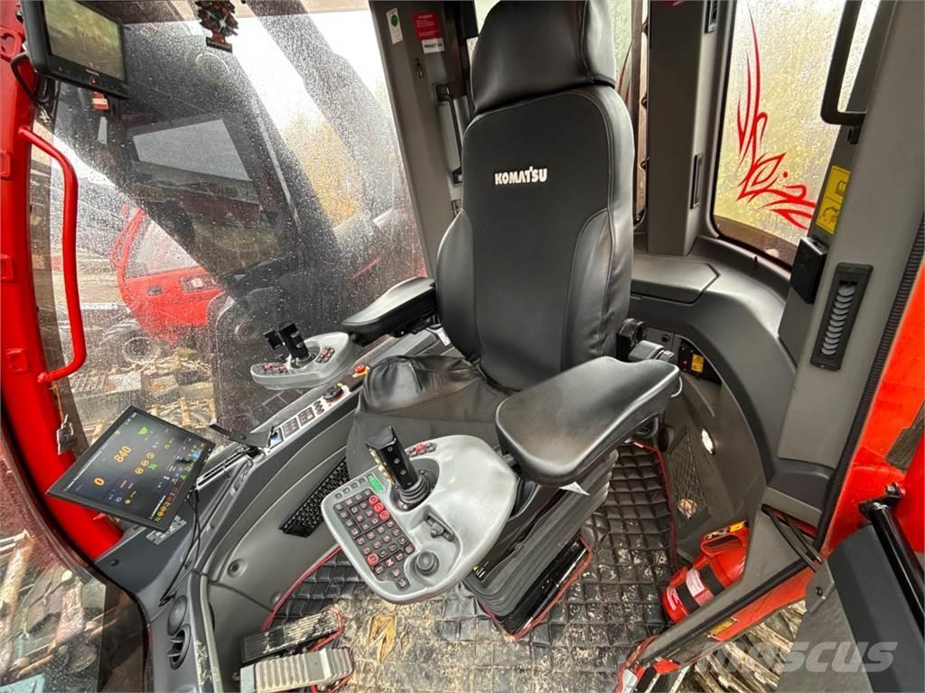 Komatsu 951 Harvesterit