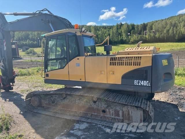 Volvo BM Ec 240 Telakaivukoneet