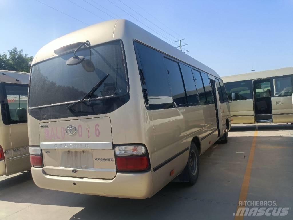 Toyota Coaster Bus Minibussit
