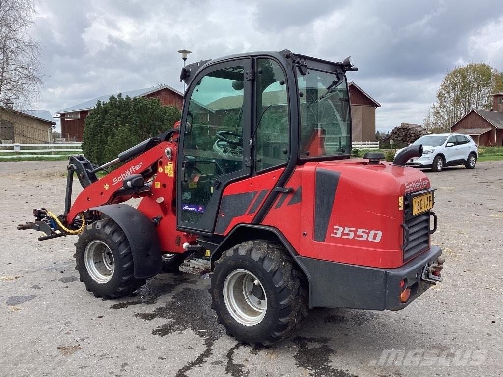 Schäffer 3550 Yleiskuormaajat