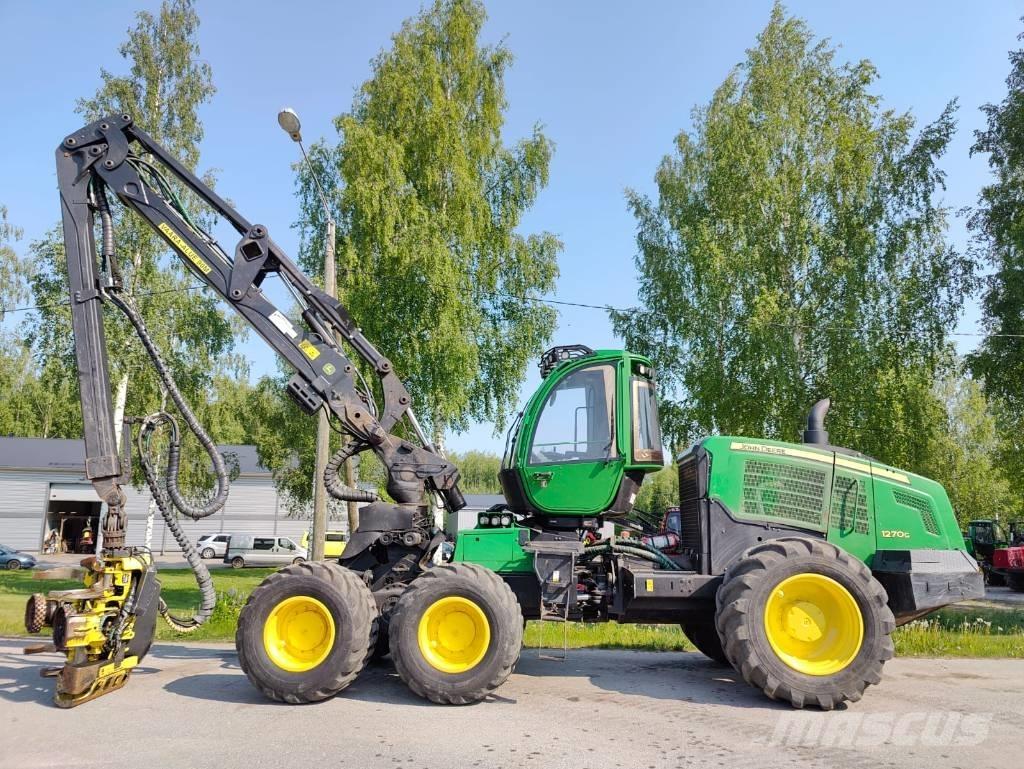 John Deere 1270 G Harvesterit