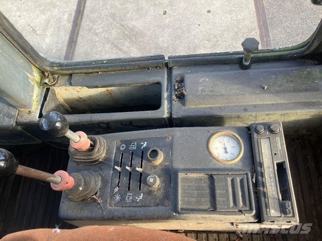 O&K L 6 shovel Pyöräkuormaajat