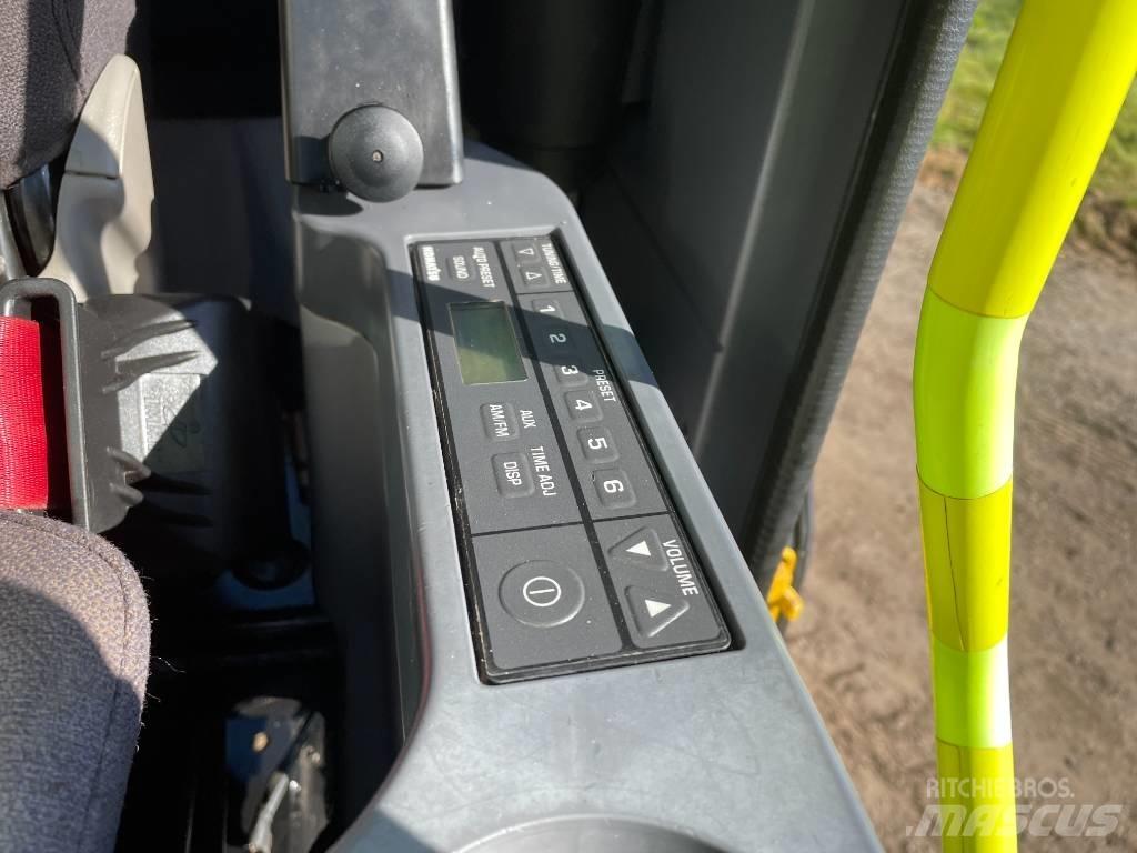 Komatsu PC 210 Pitkävartiset kaivinkoneet