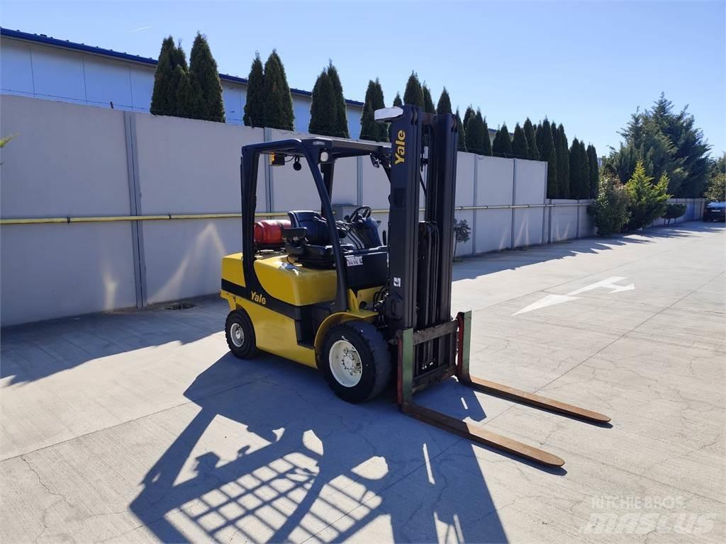 Yale GLP30VX Nestekaasutrukit