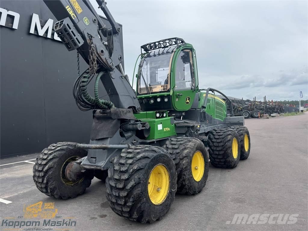John Deere 1170G Harvesterit