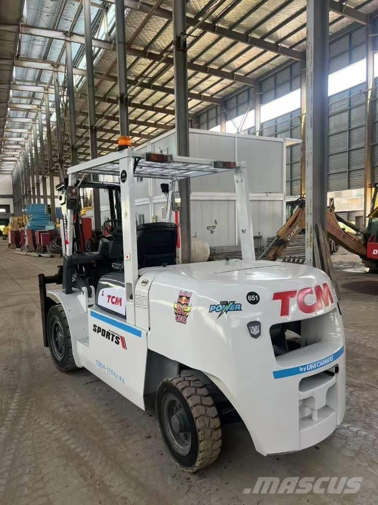 TCM FD 50 Dieseltrukit