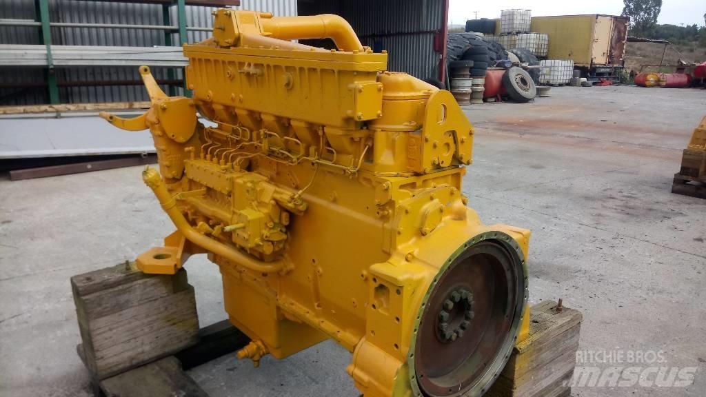 CAT 245 D Moottorit