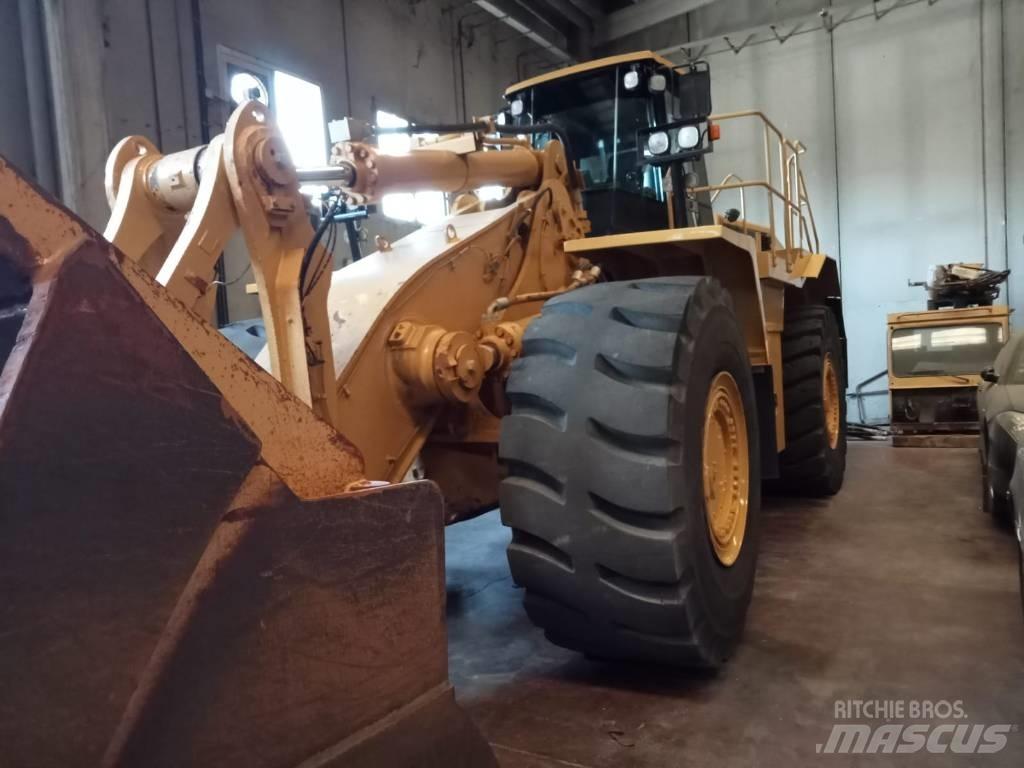 CAT 988H Pienkuormaajat