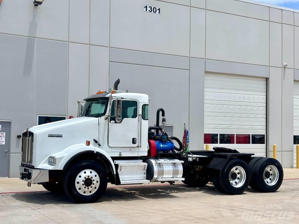Kenworth T 800 Vetopöytäautot