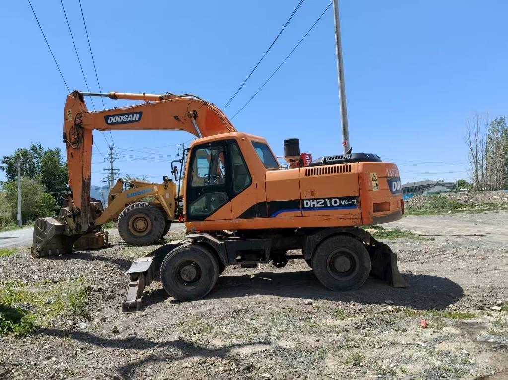 Doosan DH210W-7 Pyöräkaivukoneet