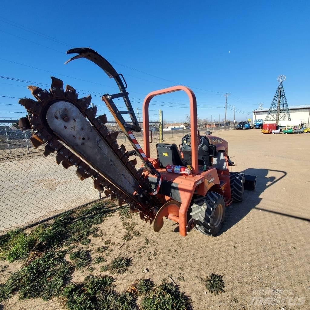 Ditch Witch RT 45 Ketjukaivurit