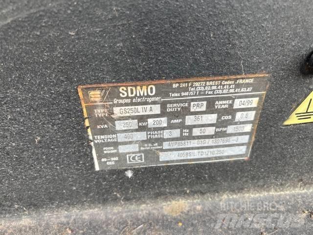 Sdmo GS250L Dieselgeneraattorit