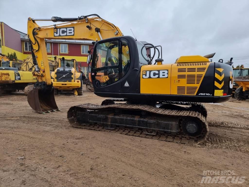 JCB JS 210 LC Telakaivukoneet