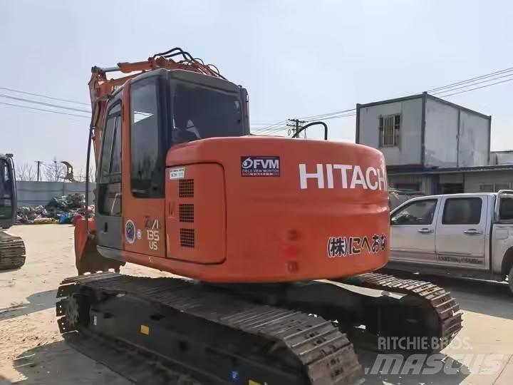Hitachi ZX135 Telakaivukoneet