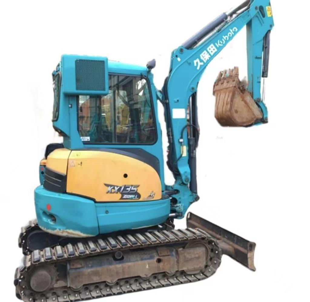 Kubota KX135 Minikaivukoneet < 7t