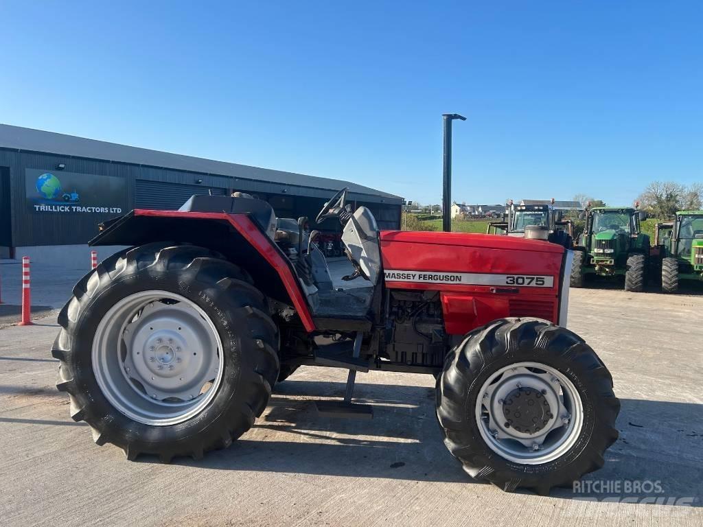 Massey Ferguson 3075 Traktorit