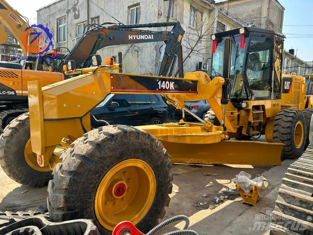 CAT 140 K Tiehöylät