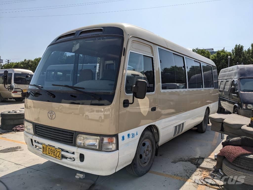 Toyota Coaster Bus Minibussit