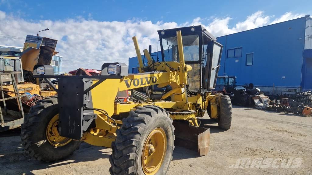 Volvo Champion 720 Tiehöylät