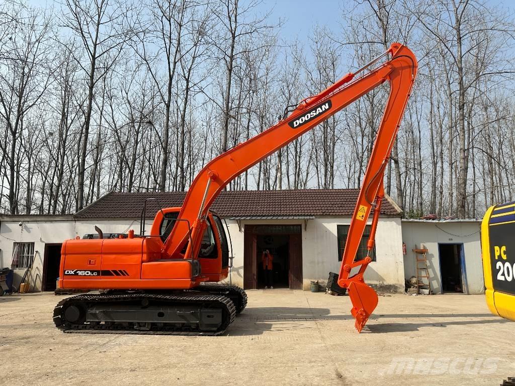 Doosan DX160LC Telakaivukoneet