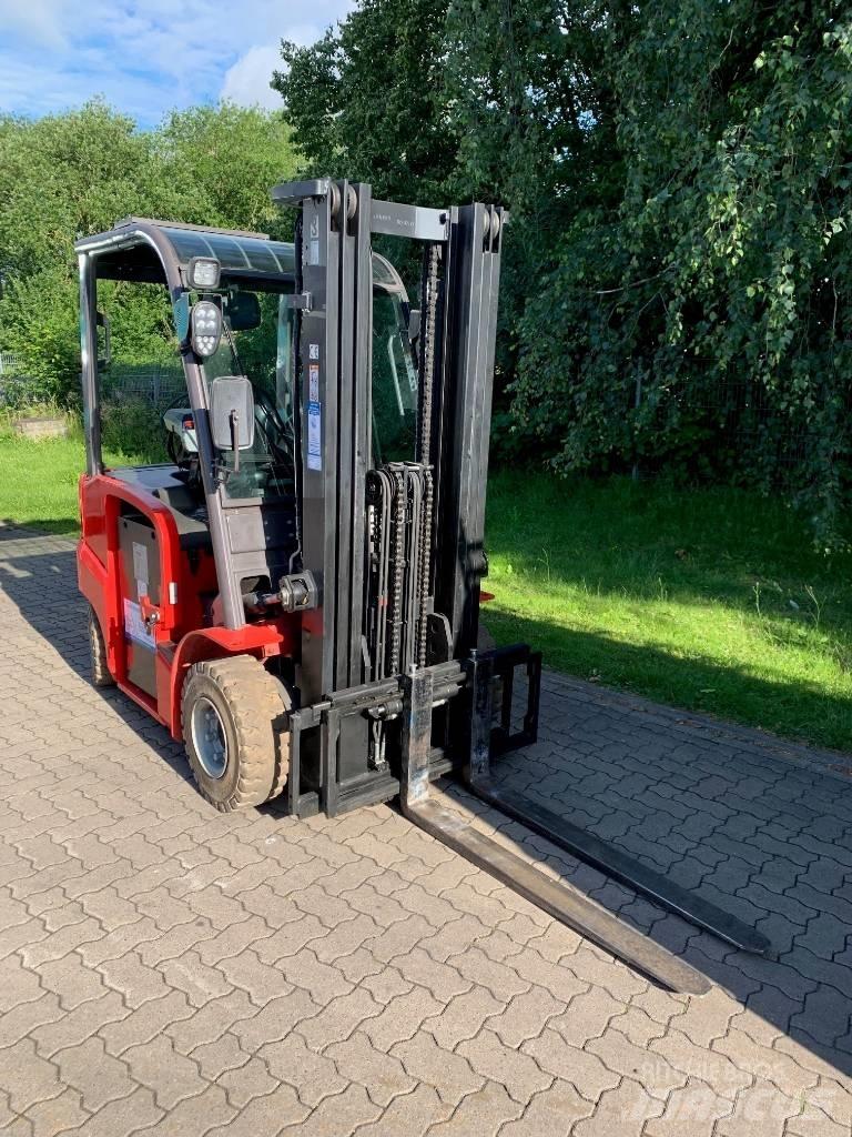 Manitou ME425C Sähkötrukit