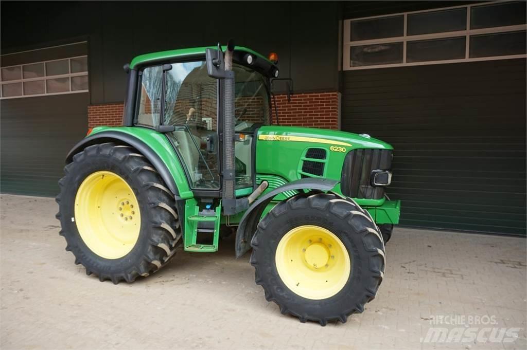 John Deere 6230 Traktorit