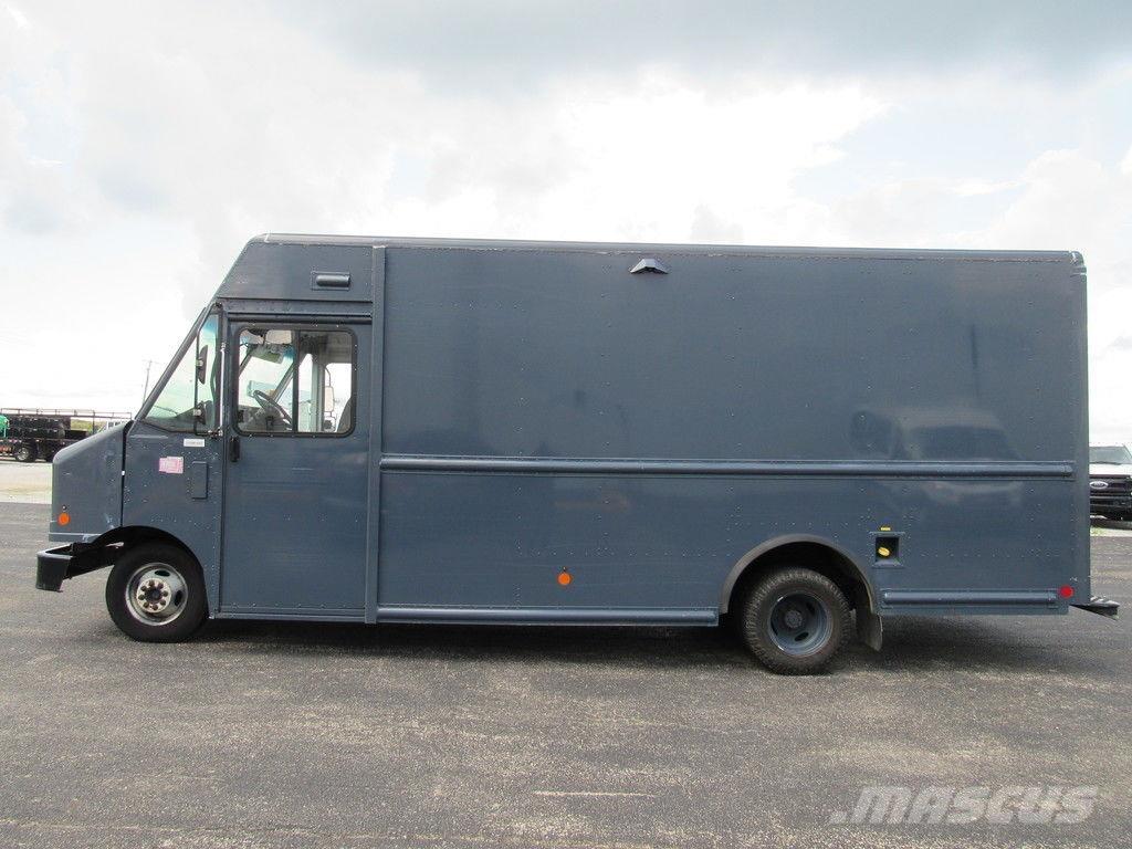 Ford E-450 Umpikorikuorma-autot