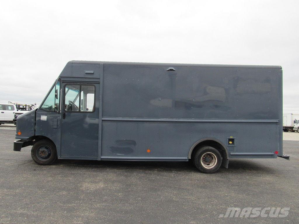 Ford E-450 Umpikorikuorma-autot