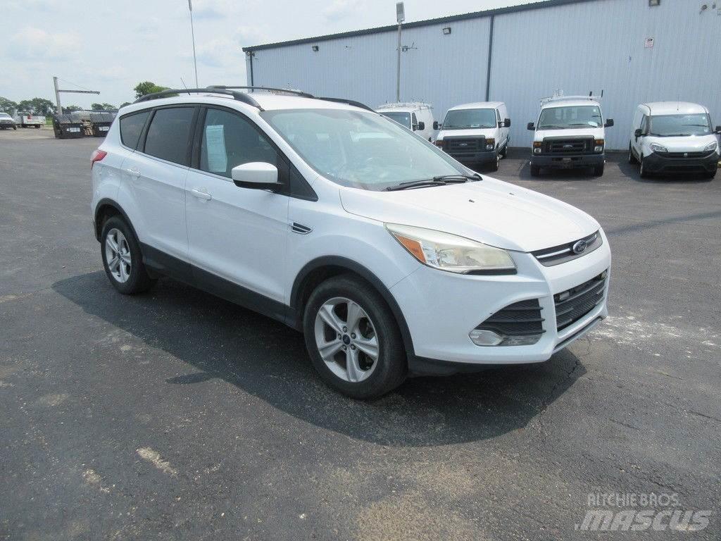 Ford Escape Henkilöautot