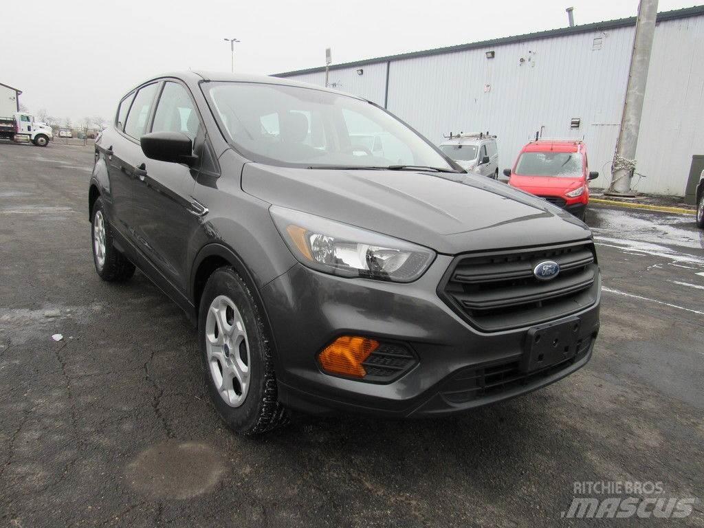 Ford Escape Henkilöautot