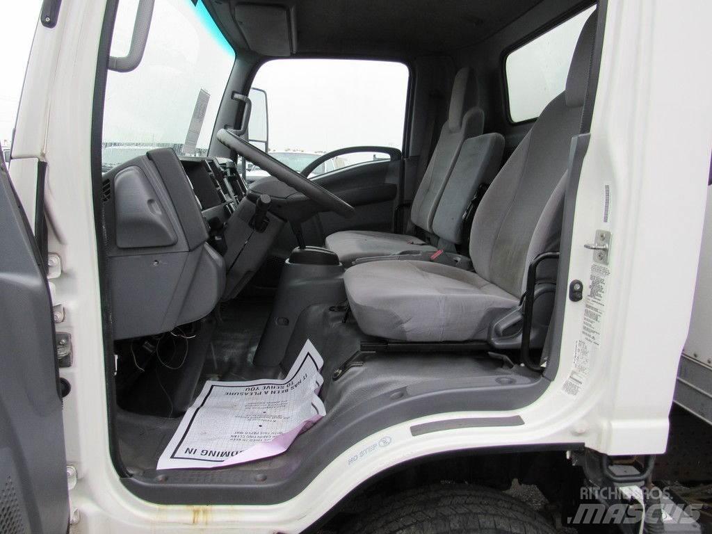 Isuzu NPR Umpikorikuorma-autot