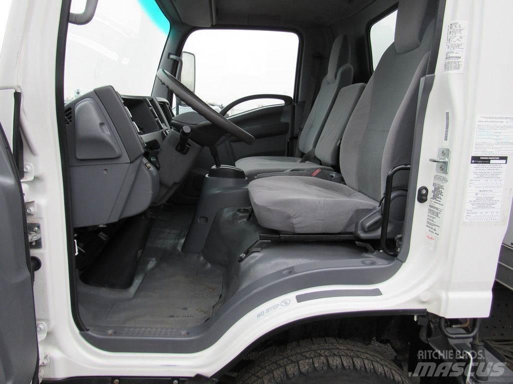 Isuzu NPR Umpikorikuorma-autot