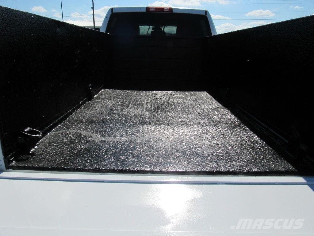 RAM 2500 Hinausautot