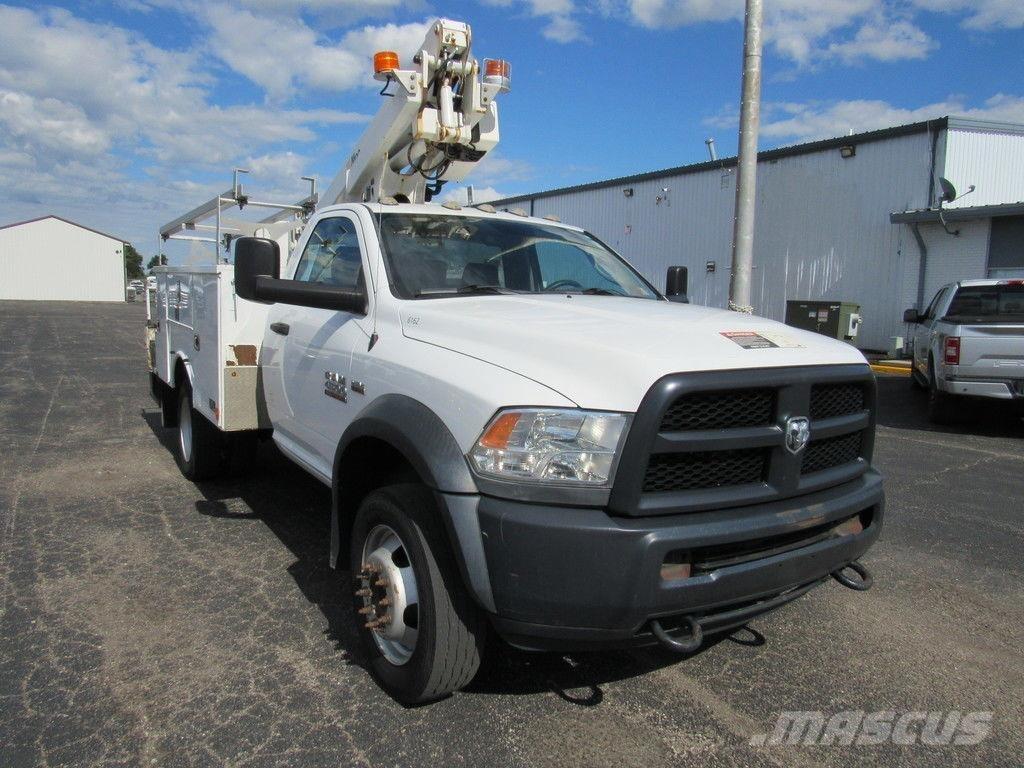 RAM 4500 Nostolava-autot