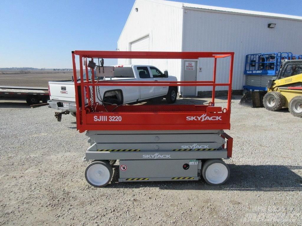 SkyJack SJ3220 Muut