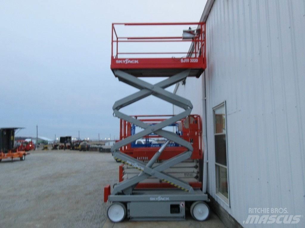 SkyJack SJ3220 Muut