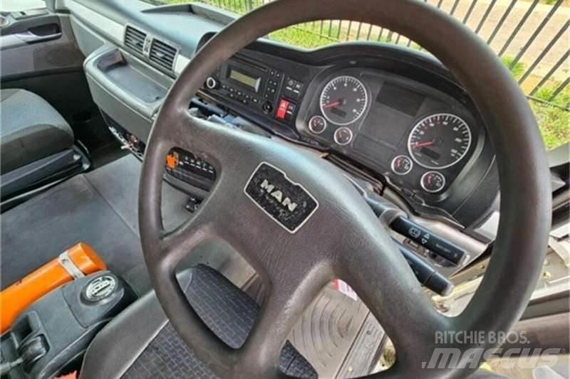 MAN 33 SERIES Muut kuorma-autot