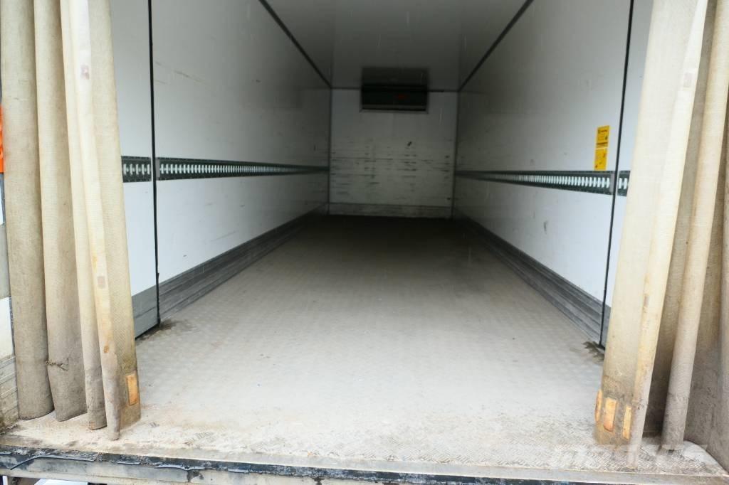 Volvo FM 330 6x2*4 Kylmä-/Lämpökori kuorma-autot