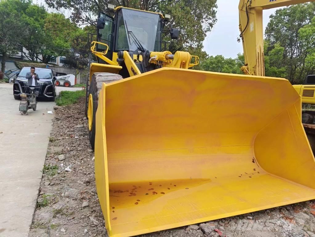 Komatsu WA 470-6 Pyöräkuormaajat