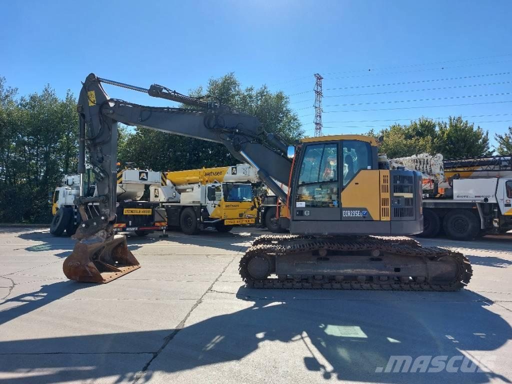 Volvo ECR 235 EL Telakaivukoneet