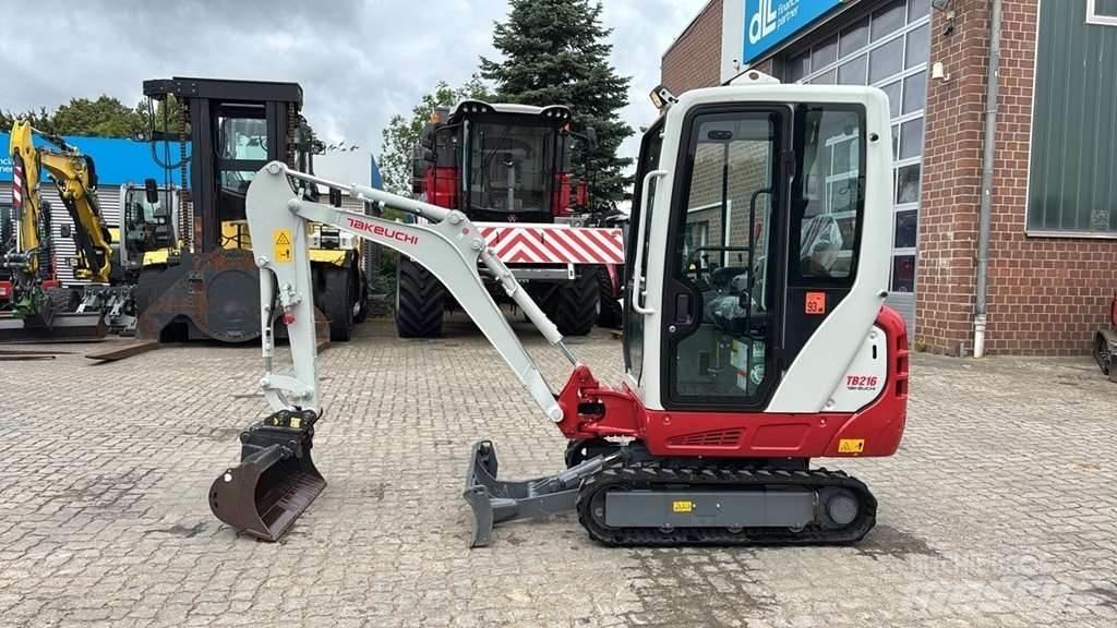 Takeuchi TB216 A Minikaivukoneet < 7t