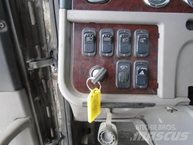 Peterbilt 388 Vetopöytäautot