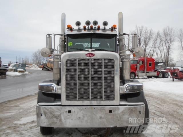 Peterbilt 388 Vetopöytäautot
