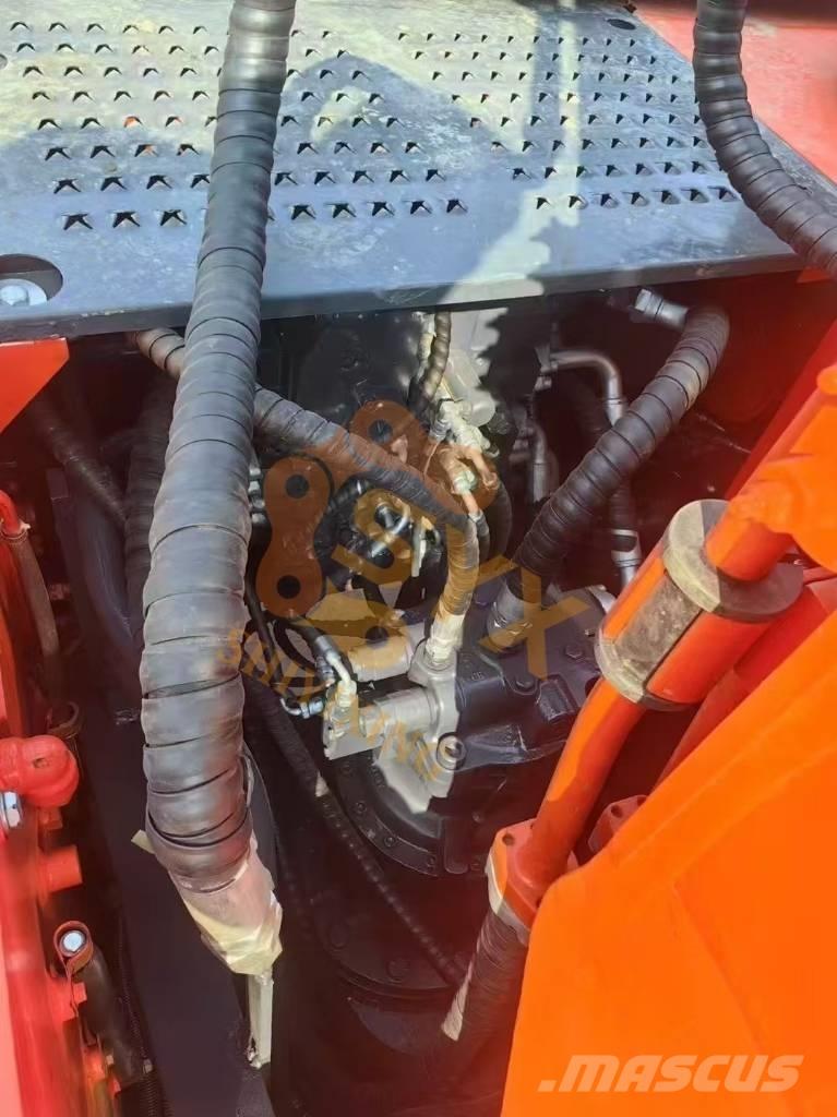 Doosan DX 225 LC Pitkävartiset kaivinkoneet