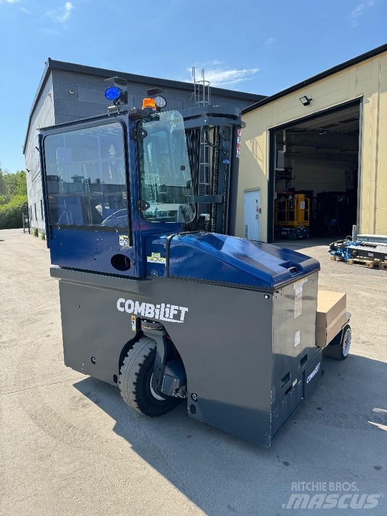 Combilift C4000ET Nelitietrukit