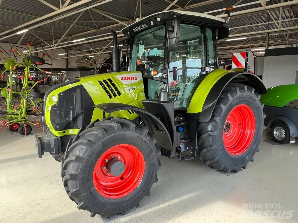 CLAAS Arion 530 Traktorit