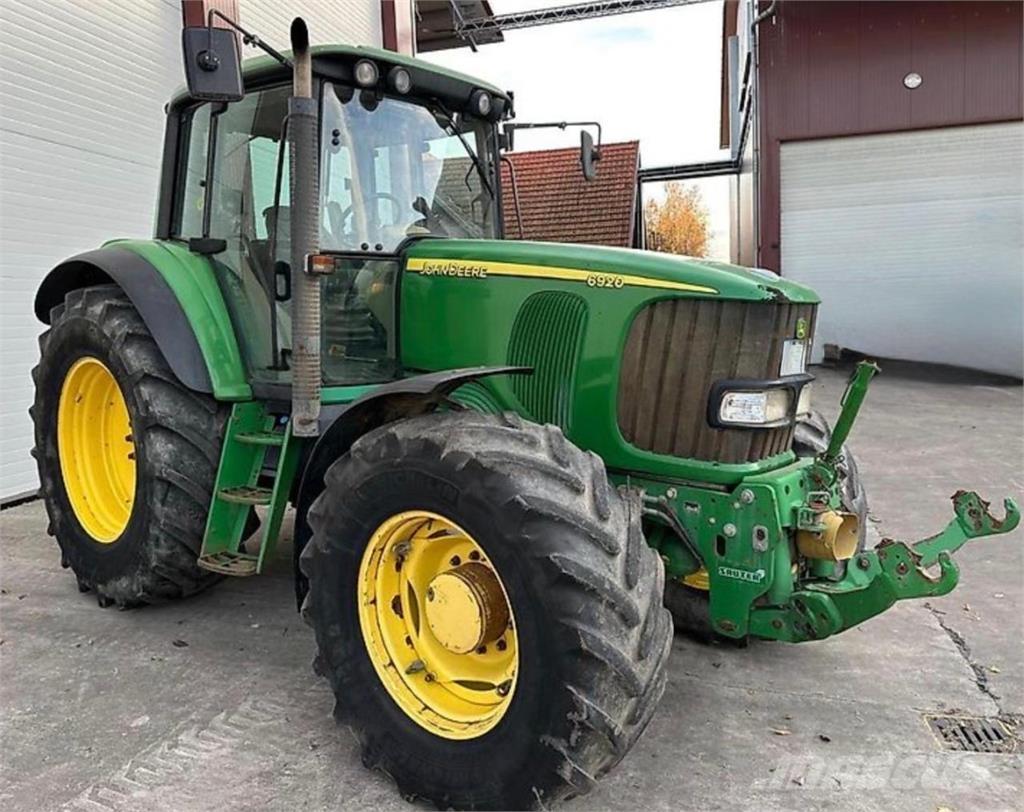 John Deere 6920 Traktorit