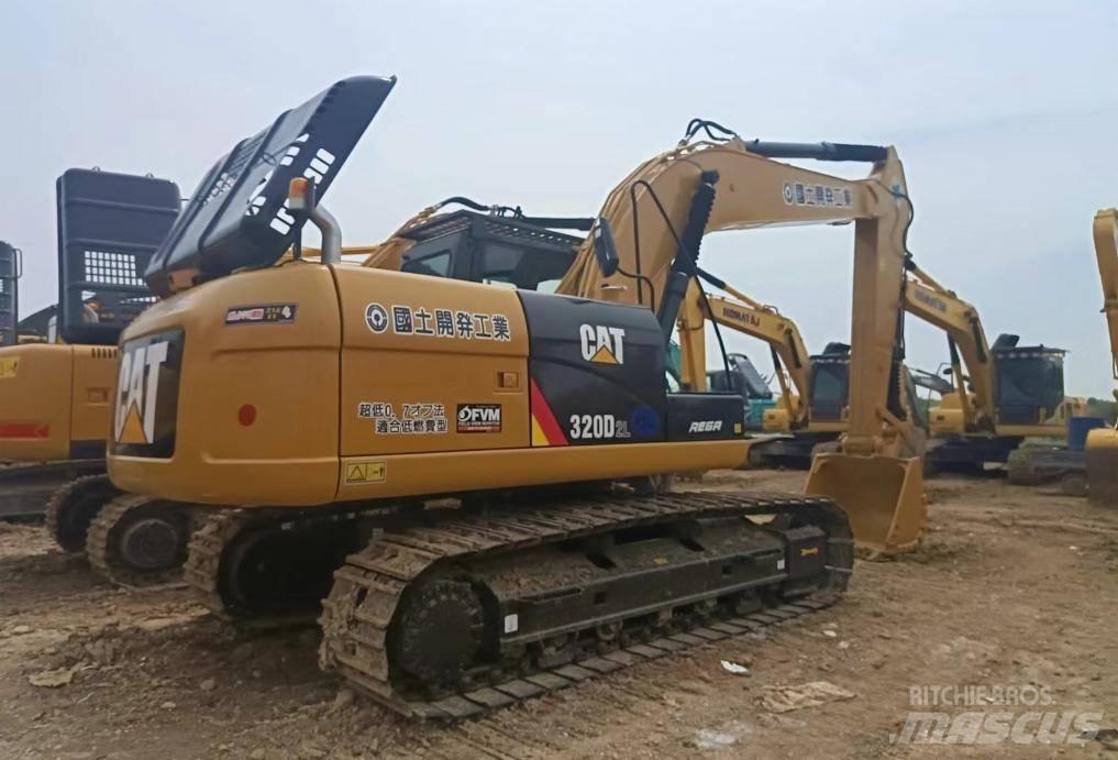 CAT 320 D2L Telakaivukoneet